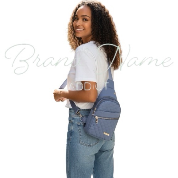 Chic Quilted Blue Crossbody Bag - Picture 3 of 4